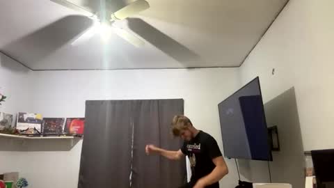 bigskinnyboyshh online show from 09/27/25, 10:26