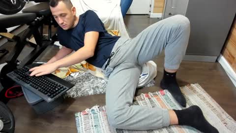 Snapshot of bigsshark chatting on 01/09/25, 09:06 bigsshark online show from 01/09/25, 09:06