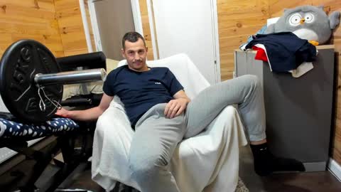 Snapshot of bigsshark chatting on 01/15/25, 07:48 bigsshark online show from 01/15/25, 07:48