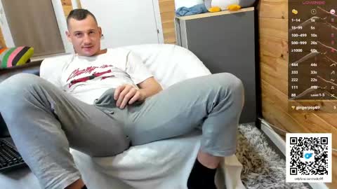 Snapshot of bigsshark chatting on 02/24/25, 06:05 bigsshark online show from 02/24/25, 06:05