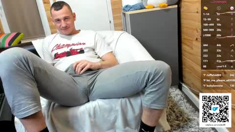 Snapshot of bigsshark chatting on 02/24/25, 09:10 bigsshark online show from 02/24/25, 09:10