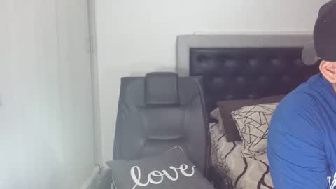 MANUEL online show from 04/21/26, 02:26
