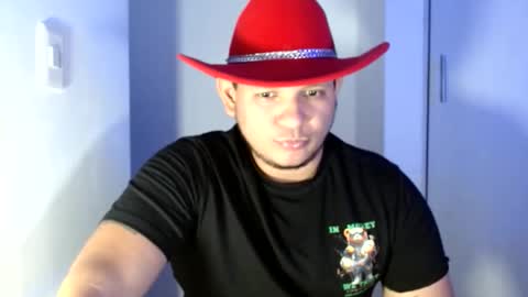 Snapshot of bigthick_blackcock chatting on 05/28/26, 01:25 MANUEL online show from 05/28/26, 01:25