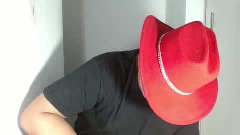 Snapshot of bigthick_blackcock chatting on 06/05/26, 12:06 MANUEL online show from 06/05/26, 12:06