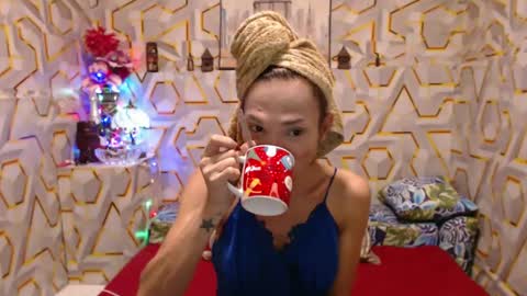 sophia online show from 01/18/25, 08:52