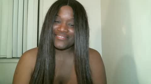 Snapshot of bigtitscassie chatting on 01/01/25, 05:43 Bigtitscassie online show from 01/01/25, 05:43