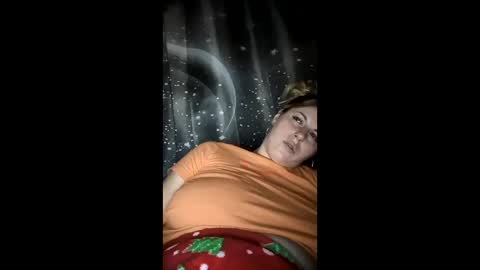 Snapshot of bigtitslala chatting on 12/18/25, 08:37 bigtitslala online show from 12/18/25, 08:37
