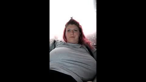 Snapshot of bigtitslala chatting on 03/25/26, 11:27 bigtitslala online show from 03/25/26, 11:27