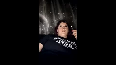 Snapshot of bigtitslala chatting on 04/17/26, 11:41 bigtitslala online show from 04/17/26, 11:41