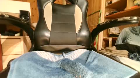 trick online show from 12/08/24, 09:19