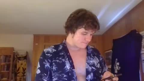 bigvik23 online show from 06/10/26, 09:03