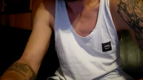 Snapshot of bigwytecock1979 chatting on 10/05/25, 04:11 bigwytecock1979 online show from 10/05/25, 04:11