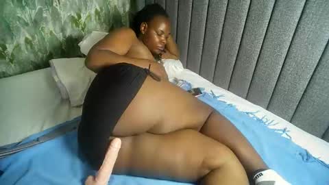 Snapshot of bigyybigy chatting on 02/26/26, 06:29 bigyybigy online show from 02/26/26, 06:29