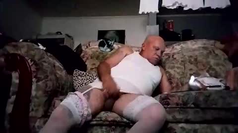 bihjm1771 online show from 04/01/26, 11:11