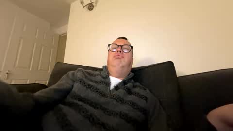 Snapshot of bihudddds chatting on 02/19/26, 08:05 Just call me master online show from 02/19/26, 08:05