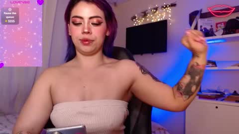 Snapshot of biigbooty_ chatting on 01/13/25, 03:56 biigbooty_ online show from 01/13/25, 03:56