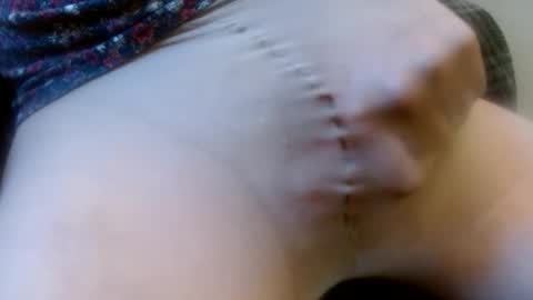 Snapshot of bijhoyle chatting on 12/13/24, 05:10 james online show from 12/13/24, 05:10