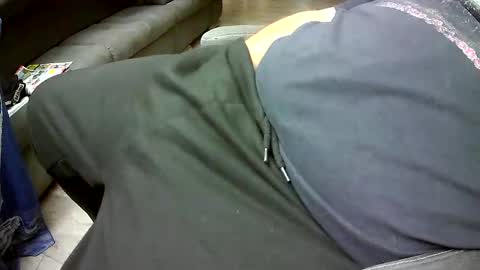 Snapshot of bikeman17 chatting on 02/01/25, 08:16 bikeman17 online show from 02/01/25, 08:16