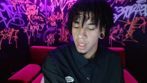 Sebas online show from 11/17/25, 02:45