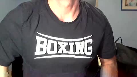 Snapshot of bilie69 chatting on 01/08/25, 01:11 bilie online show from 01/08/25, 01:11