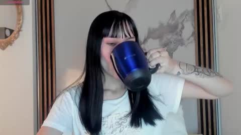 bilie__eilish online show from 02/10/26, 11:47