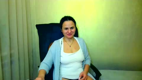 Snapshot of bililay chatting on 02/11/25, 11:12 DOM NIKA online show from 02/11/25, 11:12