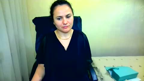 DOM NIKA online show from 04/24/26, 09:17