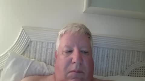 Snapshot of billernest99 chatting on 04/18/26, 03:54 billernest99 online show from 04/18/26, 03:54