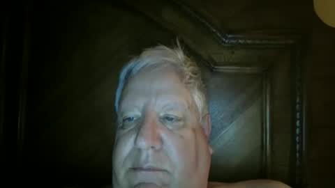 Snapshot of billernest99 chatting on 04/19/26, 04:12 billernest99 online show from 04/19/26, 04:12