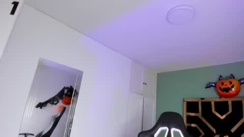 Billie online show from 10/16/25, 07:59