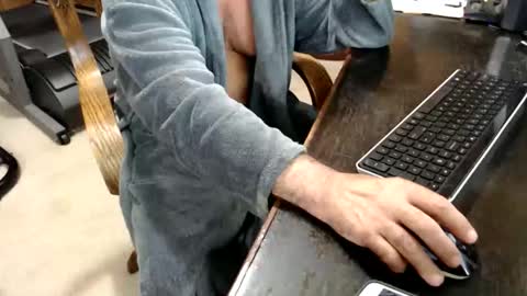 billy471 online show from 04/23/26, 05:15