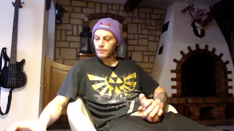 Snapshot of billy_fingercut chatting on 02/04/25, 08:24 Billy FingerCut online show from 02/04/25, 08:24