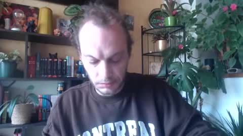 Snapshot of billy_fingercut chatting on 10/05/25, 09:18 Billy FingerCut online show from 10/05/25, 09:18