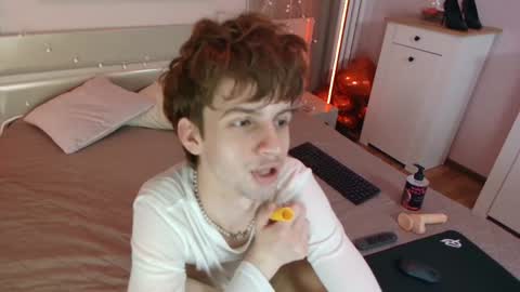 Bimbo boy online show from 05/29/26, 02:04