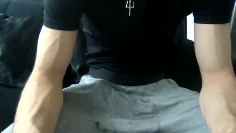 bimusician77 online show from 12/12/24, 05:04