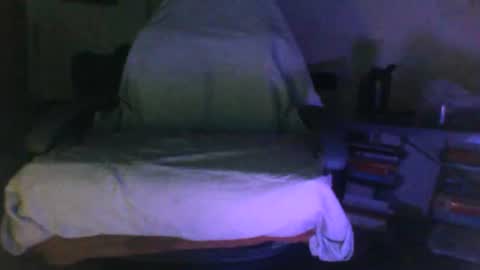 Snapshot of binder2122 chatting on 07/14/26, 03:44 binder2122 online show from 07/14/26, 03:44
