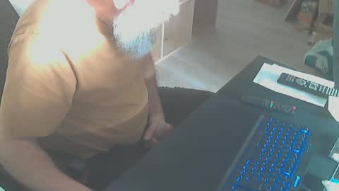 Snapshot of biparislove chatting on 12/07/24, 09:17 BigDick online show from 12/07/24, 09:17