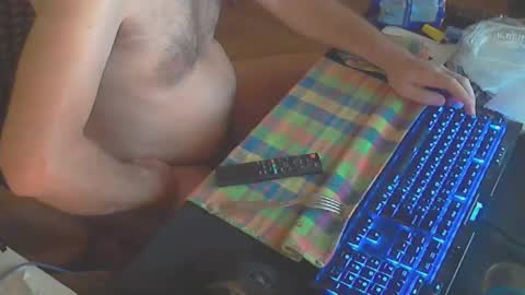 Snapshot of biparislove chatting on 09/08/25, 11:48 BigDick online show from 09/08/25, 11:48