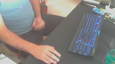 Snapshot of biparislove chatting on 09/16/25, 08:26 BigDick online show from 09/16/25, 08:26