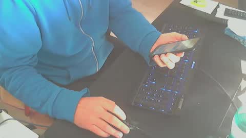 Snapshot of biparislove chatting on 10/13/25, 09:20 BigDick online show from 10/13/25, 09:20