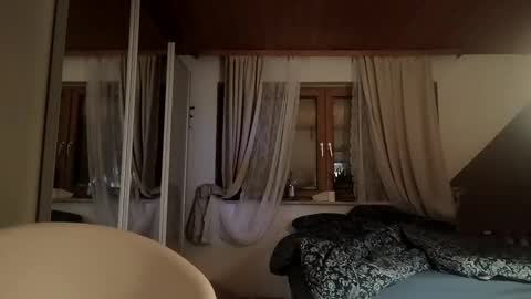 pocolococo online show from 02/02/26, 09:08