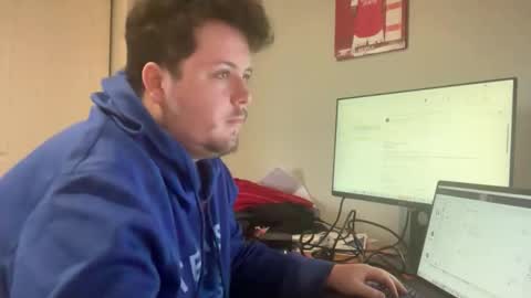 Snapshot of bisexualchubbyboy chatting on 11/12/25, 10:30 james online show from 11/12/25, 10:30