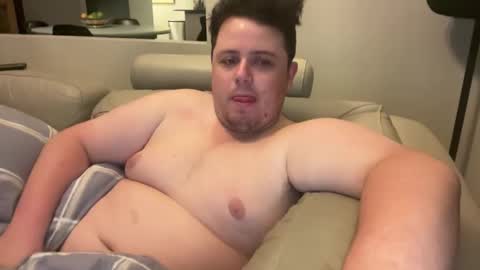 Snapshot of bisexualchubbyboy chatting on 03/05/26, 09:49 james online show from 03/05/26, 09:49