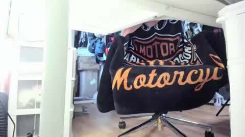 bisexualjay online show from 09/28/25, 12:54