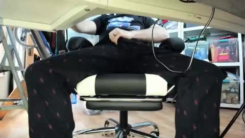 Snapshot of bisexualjay chatting on 02/05/26, 04:44 bisexualjay online show from 02/05/26, 04:44