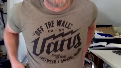 BisonBar online show from 02/04/25, 04:08