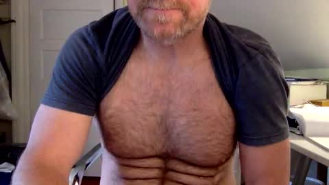 BisonBar online show from 04/01/26, 02:36