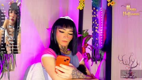  ..  .. online show from 10/17/25, 02:26