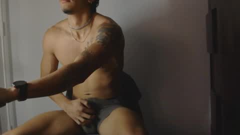 Snapshot of bitix00 chatting on 12/04/25, 04:59 bitix00 online show from 12/04/25, 04:59