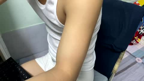 Snapshot of biyooln chatting on 07/25/26, 02:20 billate online show from 07/25/26, 02:20